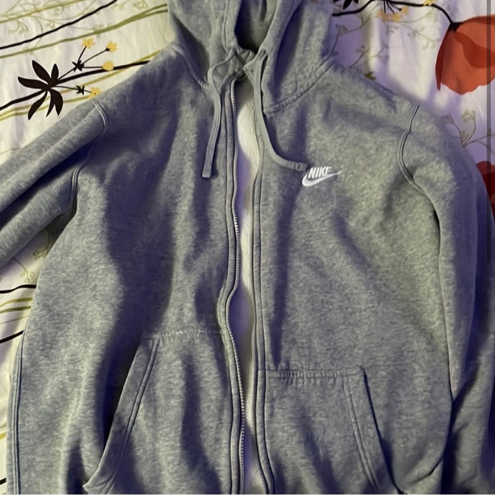 grey nike jacket